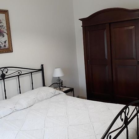 B&B Is Murdegus Tortoli Bagian luar foto