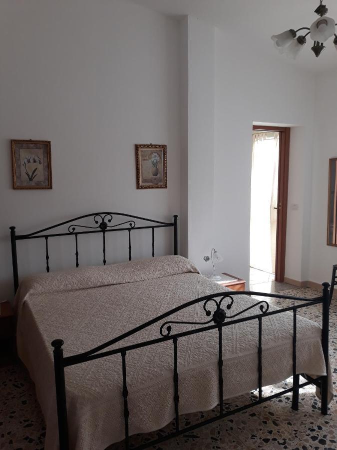 B&B Is Murdegus Tortoli Bagian luar foto