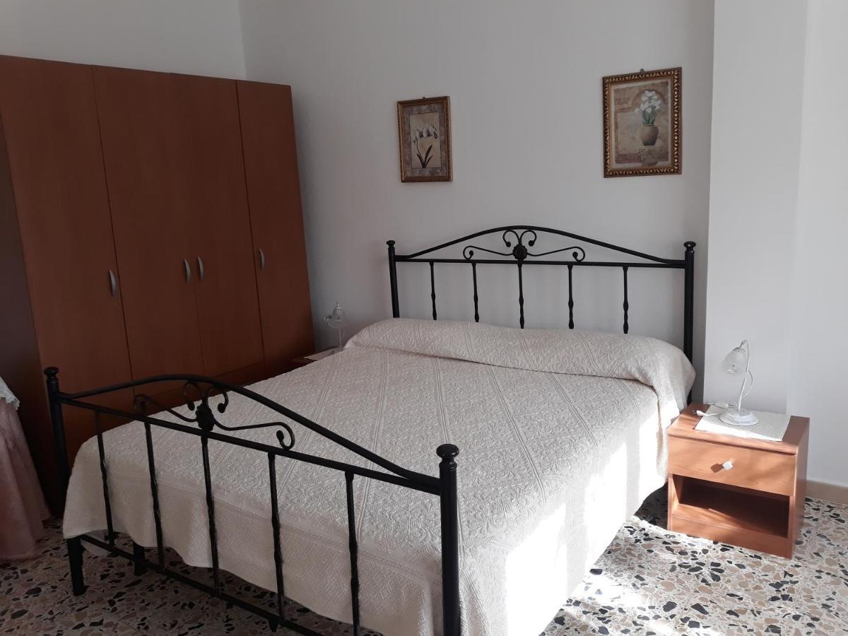 B&B Is Murdegus Tortoli Bagian luar foto