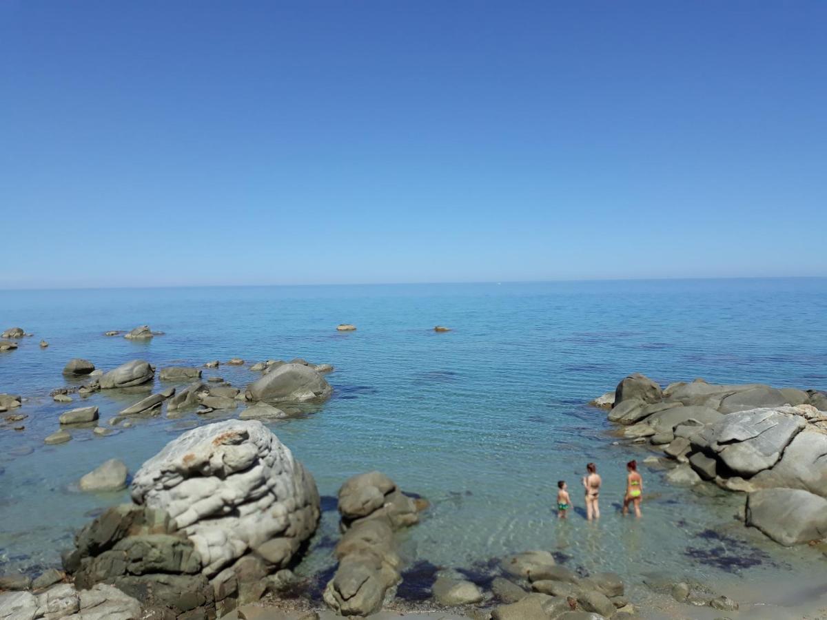 B&B Is Murdegus Tortoli Bagian luar foto